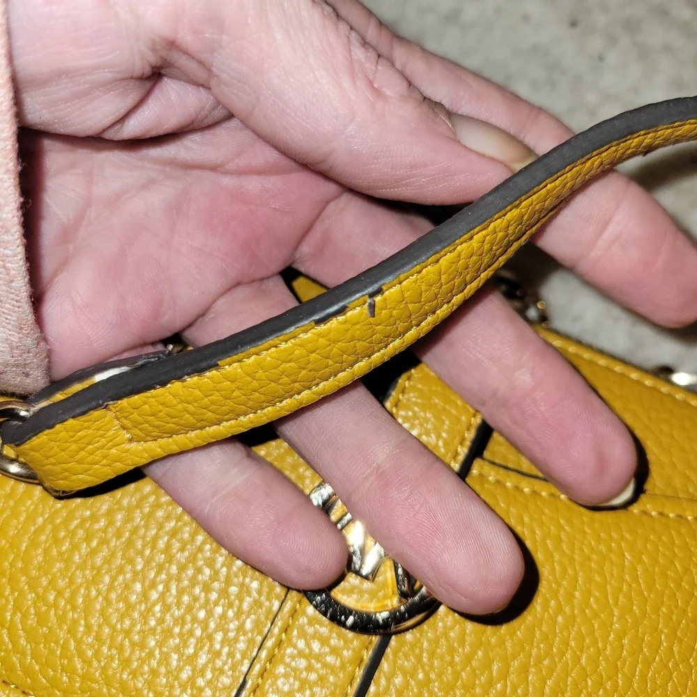 Anne Klein AK Yellow Wallet On Chain Crossbody‎ Purse Mustard Zip Top Gold Tone